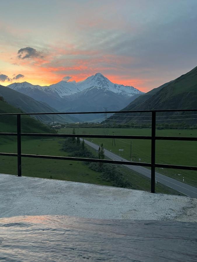 Ferienwohnung Gzaze Kazbegi Exterior foto